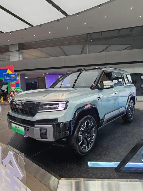 深圳9比亚迪方程豹硬派越野的爆款，英菲尼迪35周年与你共成长